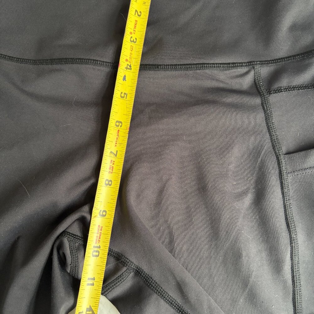 Zyia Light-n-Tight capri leggings size 6-8 - Picture 5 of 5